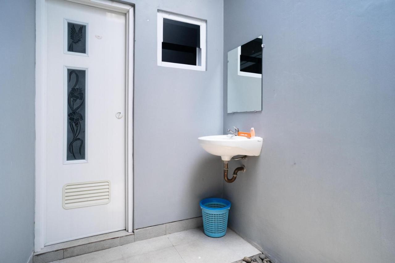 Koolkost Syariah Near Transmart Tegal Hotel Buitenkant foto