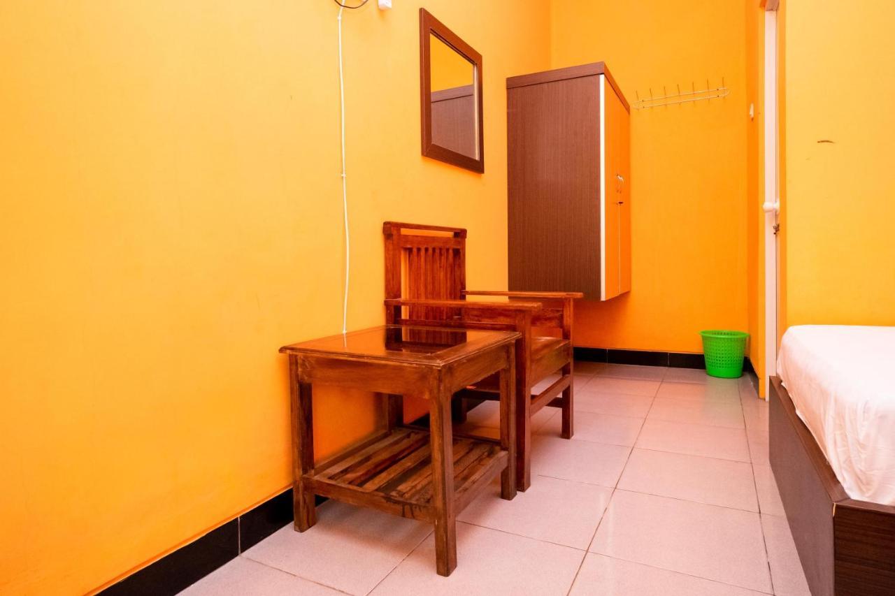 Koolkost Syariah Near Transmart Tegal Hotel Buitenkant foto
